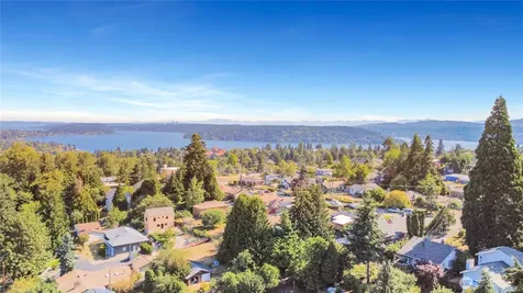 10406 55th Avenue S Seattle WA 98178