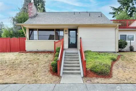 702 N Mullen Street Tacoma WA 98406