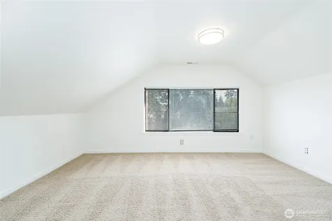 702 N Mullen Street Tacoma WA 98406