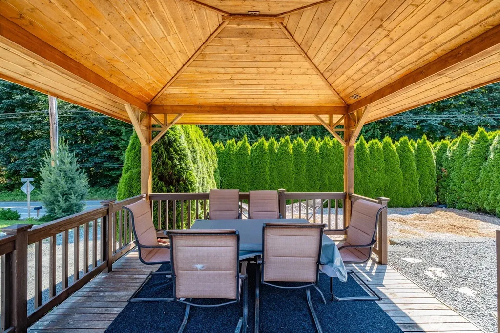 435 Cain Lake Road Sedro Woolley WA 98284