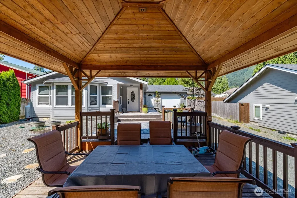 435 Cain Lake Road Sedro Woolley WA 98284