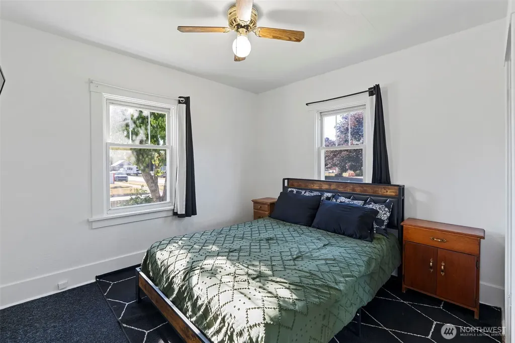 928 F Street Centralia WA 98531