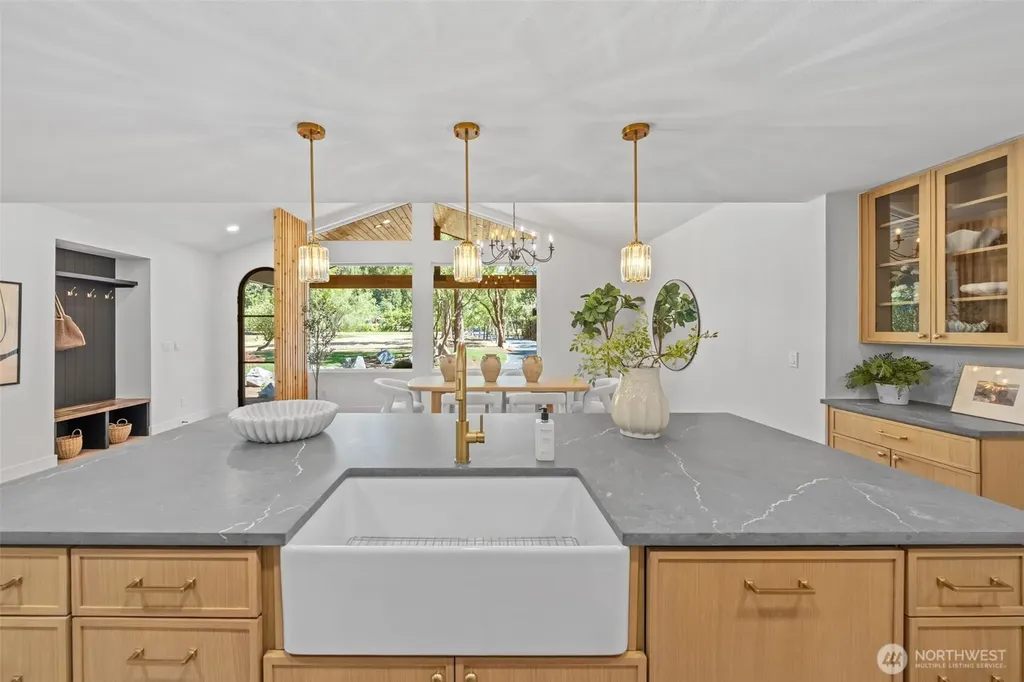 19840 NE Redmond Road Redmond WA 98053