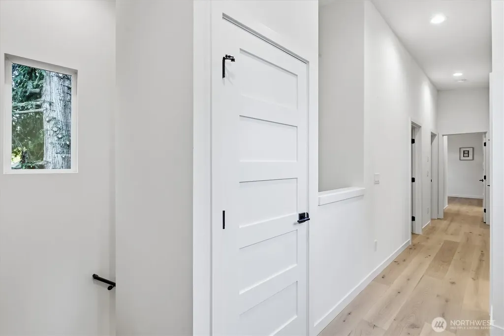 13351 25th Avenue NE Seattle WA 98125