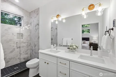 13351 25th Avenue NE Seattle WA 98125