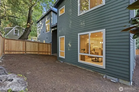 13351 25th Avenue NE Seattle WA 98125