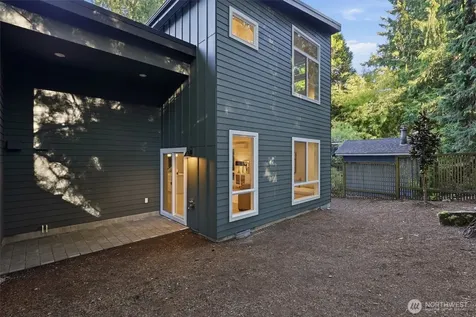 13351 25th Avenue NE Seattle WA 98125