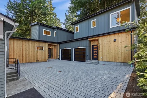 13351 25th Avenue NE Seattle WA 98125