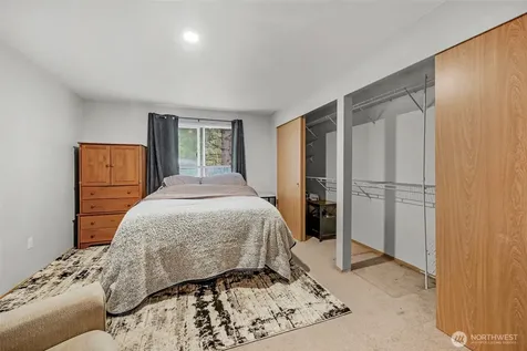 10210 59th Drive NE Marysville WA 98270