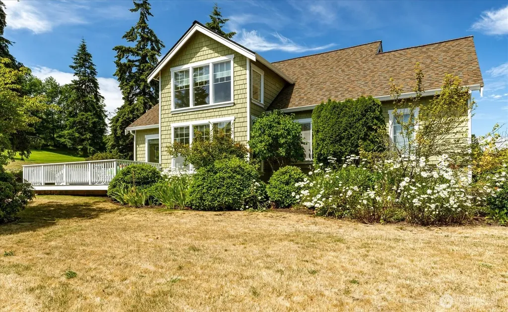 1402 Starview Court Freeland WA 98249