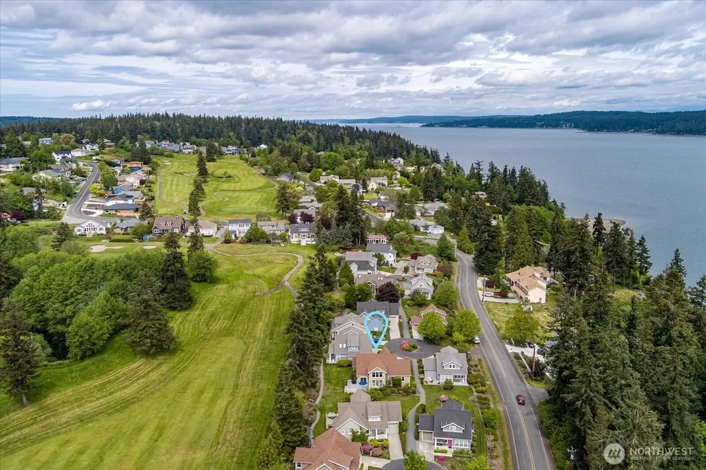 1402 Starview Court Freeland WA 98249