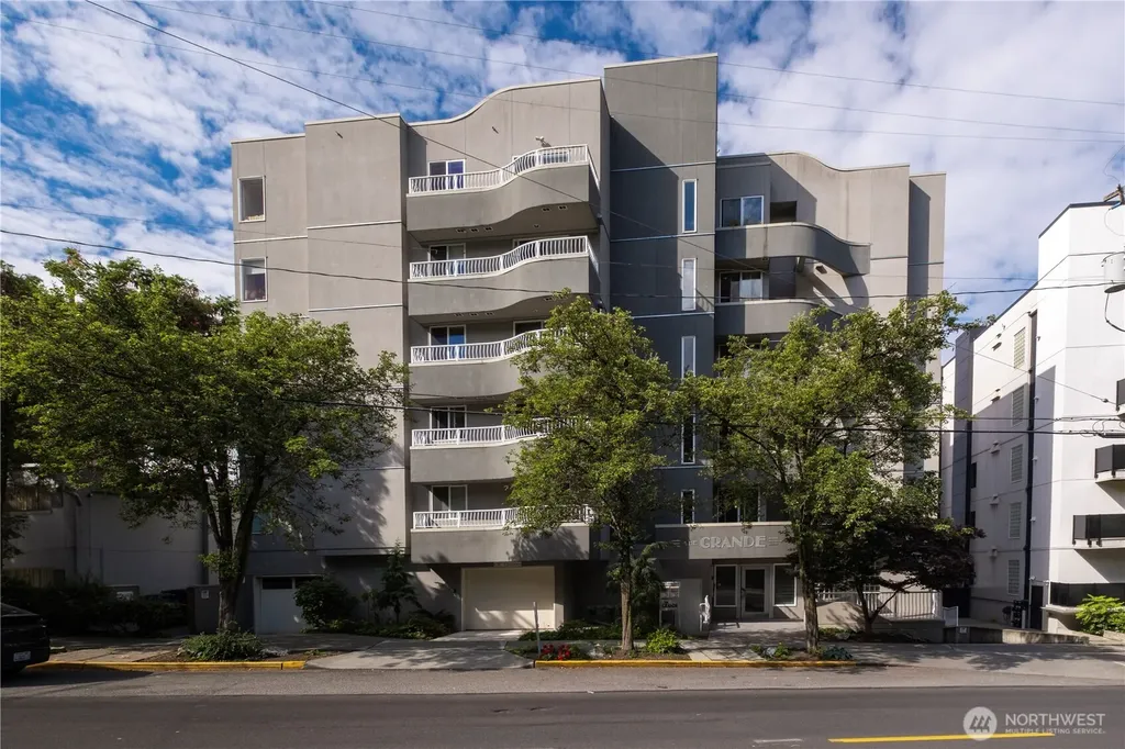 601 W Mercer Place Seattle WA 98119