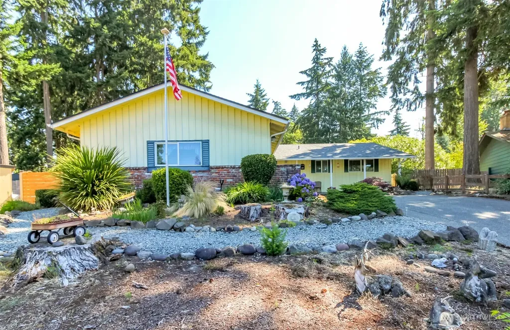 30208 27th Avenue S Federal Way WA 98003