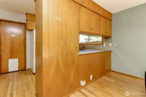 30208 27th Avenue S Federal Way WA 98003