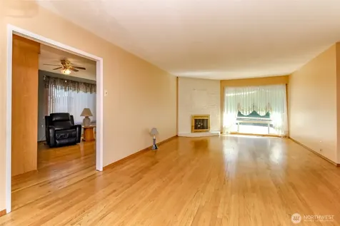30208 27th Avenue S Federal Way WA 98003
