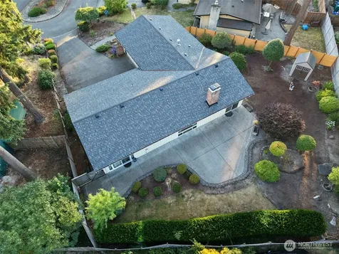 30208 27th Avenue S Federal Way WA 98003