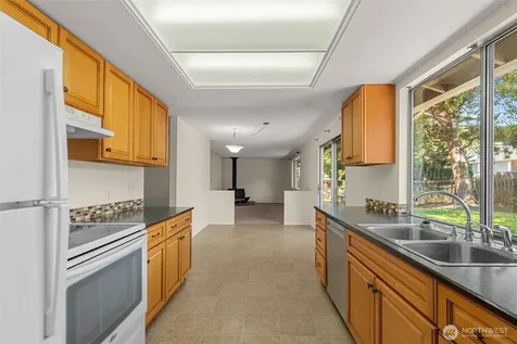 1313 Bel Air Drive East Wenatchee WA 98802