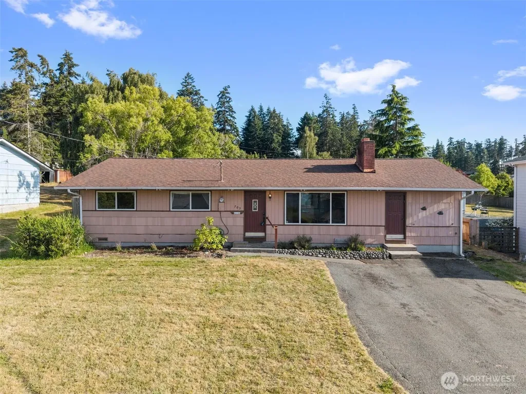 705 NE 6th Street Coupeville WA 98236