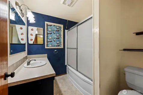 705 NE 6th Street Coupeville WA 98236