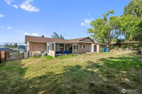 705 NE 6th Street Coupeville WA 98236