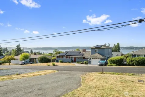 705 NE 6th Street Coupeville WA 98236