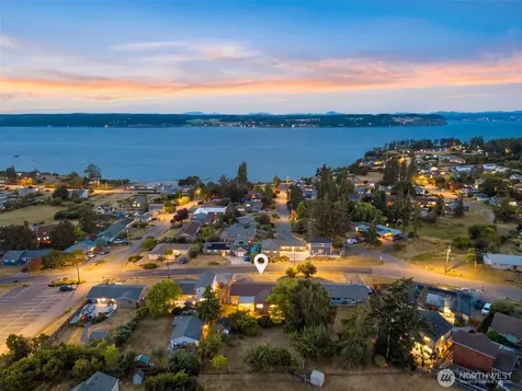 705 NE 6th Street Coupeville WA 98236