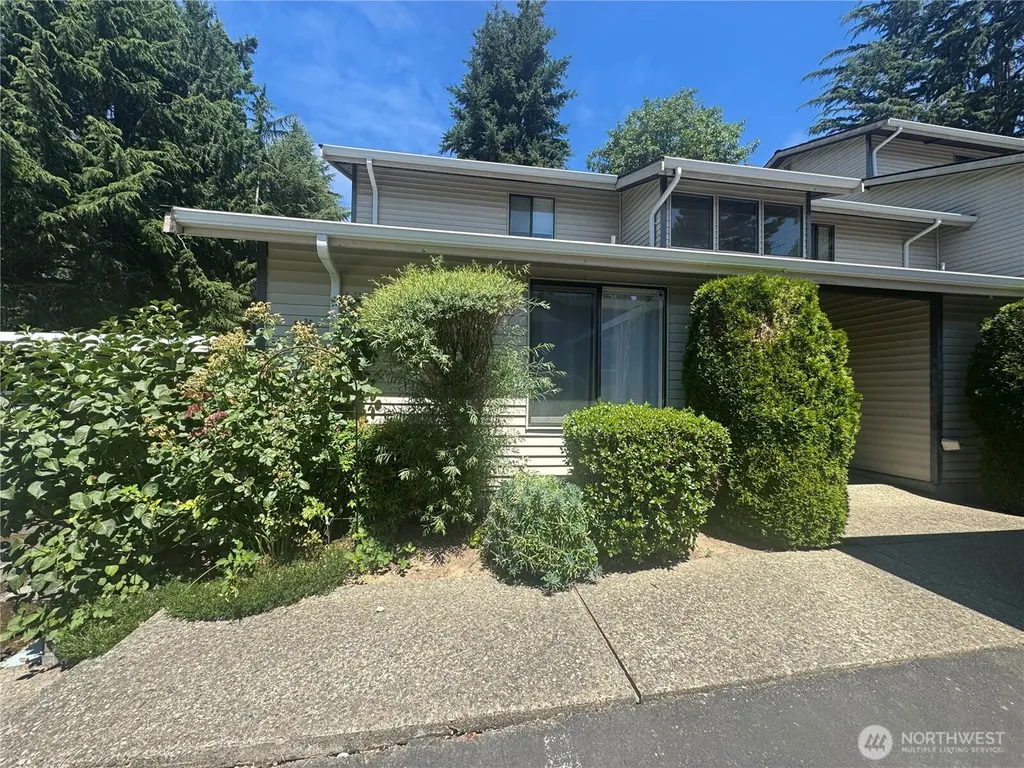 12229 100th Avenue NE Kirkland WA 98034