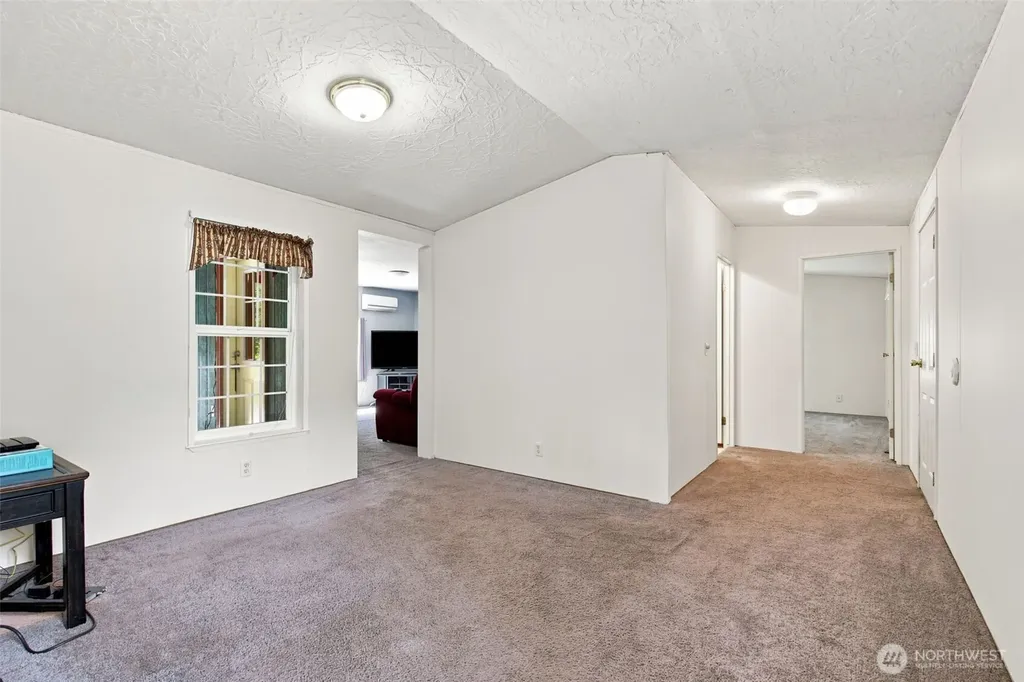 161 E Orchard Beach Road Grapeview WA 98546