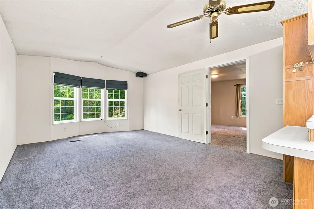 161 E Orchard Beach Road Grapeview WA 98546