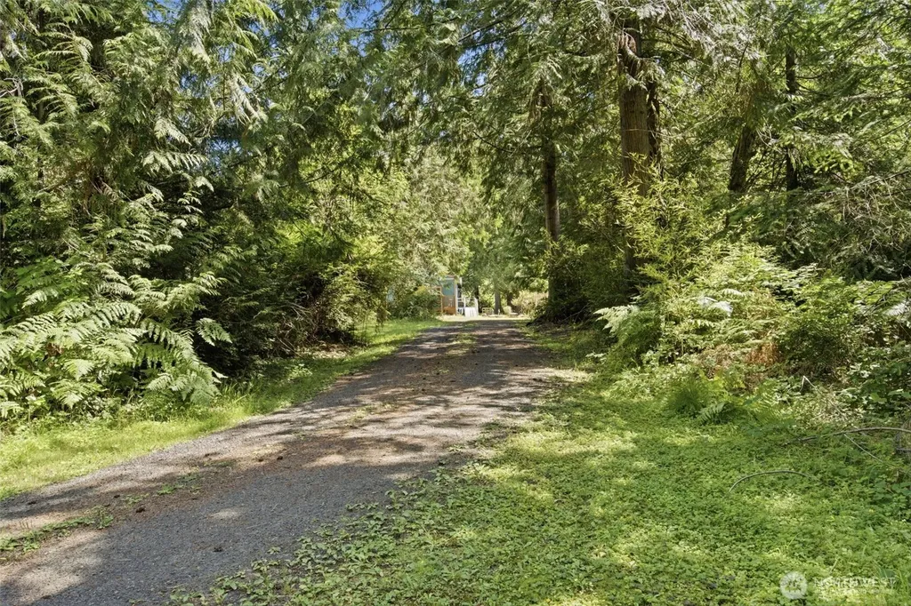 161 E Orchard Beach Road Grapeview WA 98546
