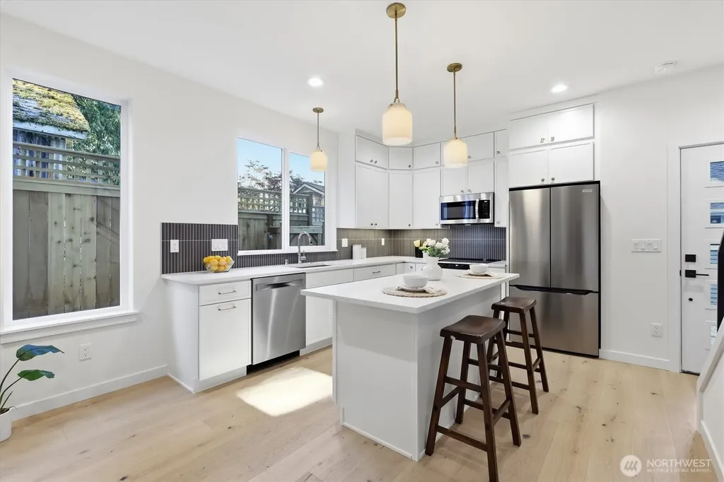 13353 25th Avenue NE Seattle WA 98125