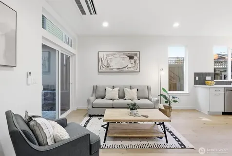 13353 25th Avenue NE Seattle WA 98125
