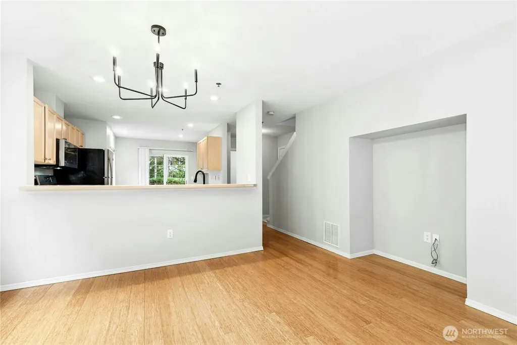 601 12th Avenue NW Issaquah WA 98027