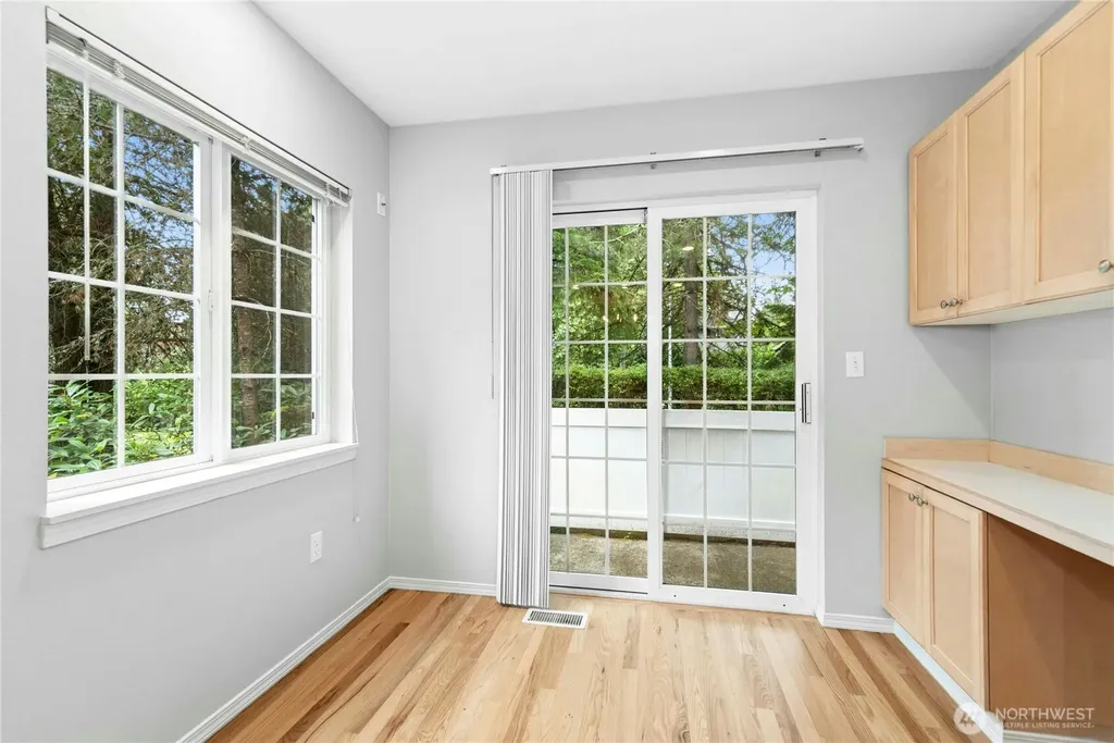601 12th Avenue NW Issaquah WA 98027