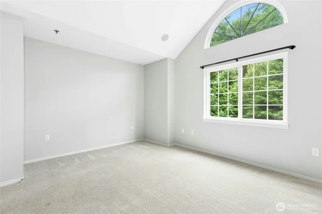 601 12th Avenue NW Issaquah WA 98027