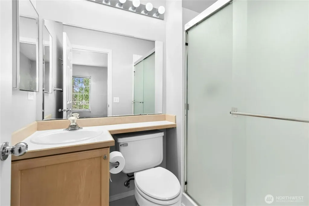 601 12th Avenue NW Issaquah WA 98027