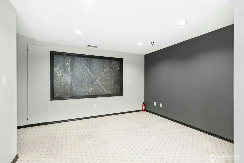 601 12th Avenue NW Issaquah WA 98027
