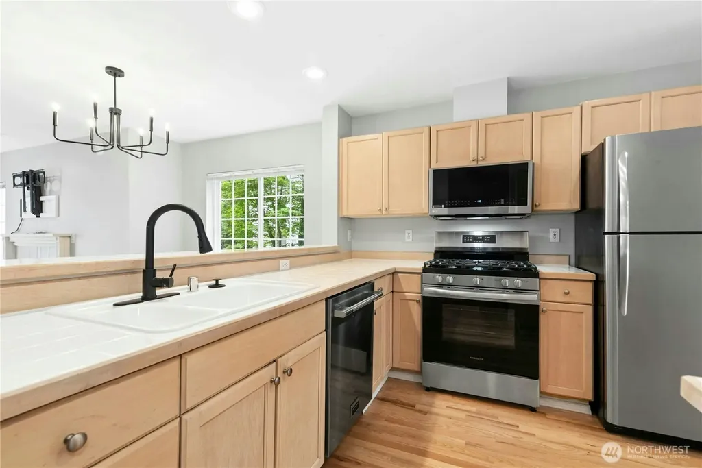 601 12th Avenue NW Issaquah WA 98027