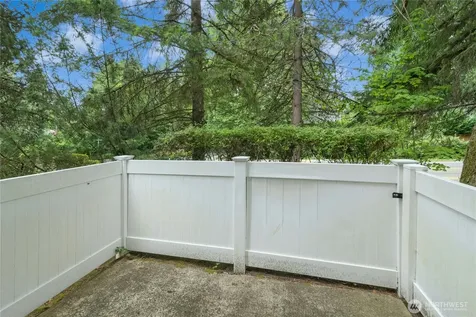 601 12th Avenue NW Issaquah WA 98027