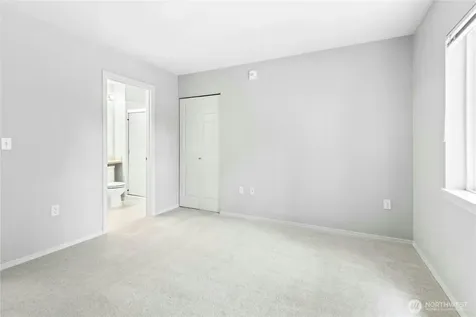 601 12th Avenue NW Issaquah WA 98027