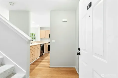 601 12th Avenue NW Issaquah WA 98027