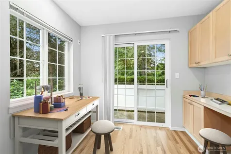 601 12th Avenue NW Issaquah WA 98027