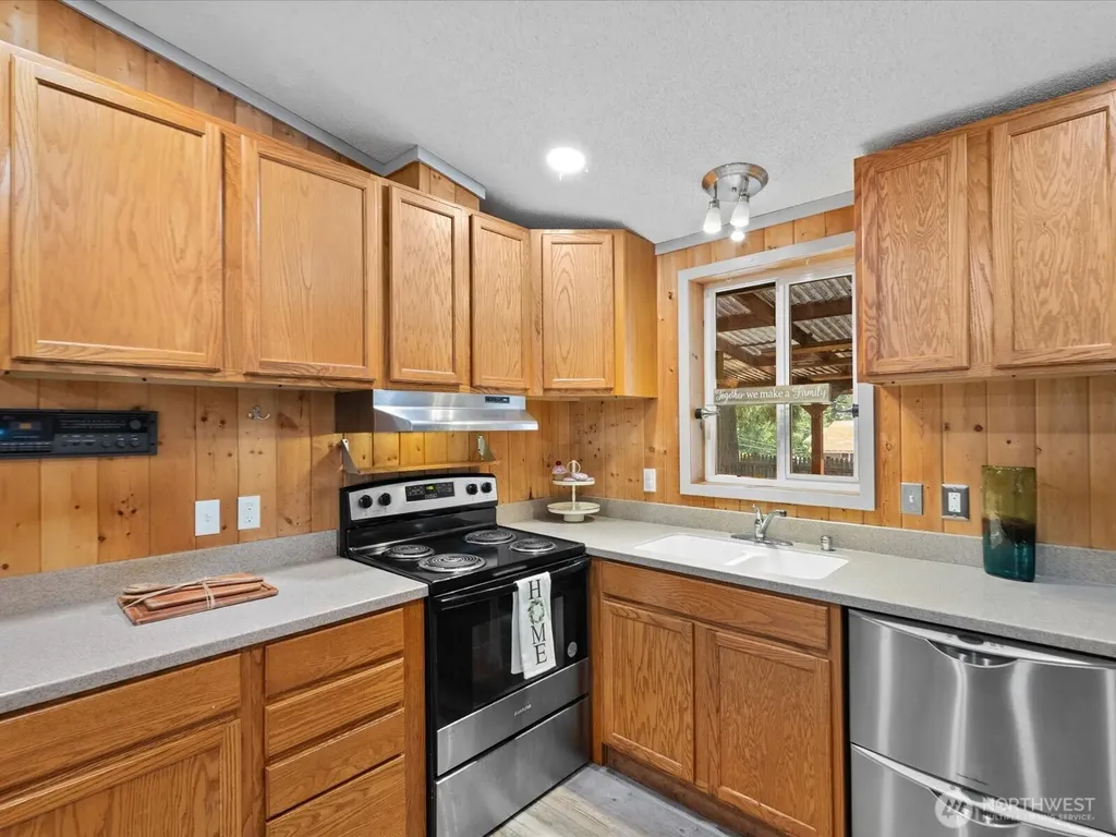 5020 174th Place NW Stanwood WA 98292