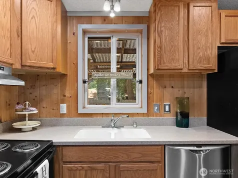 5020 174th Place NW Stanwood WA 98292