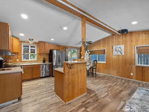 5020 174th Place NW Stanwood WA 98292