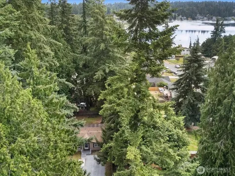 5020 174th Place NW Stanwood WA 98292