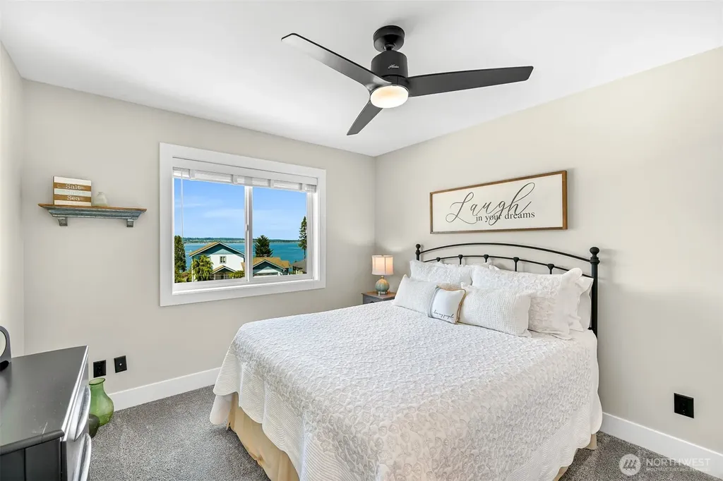 6846 Holeman Avenue Blaine WA 98230