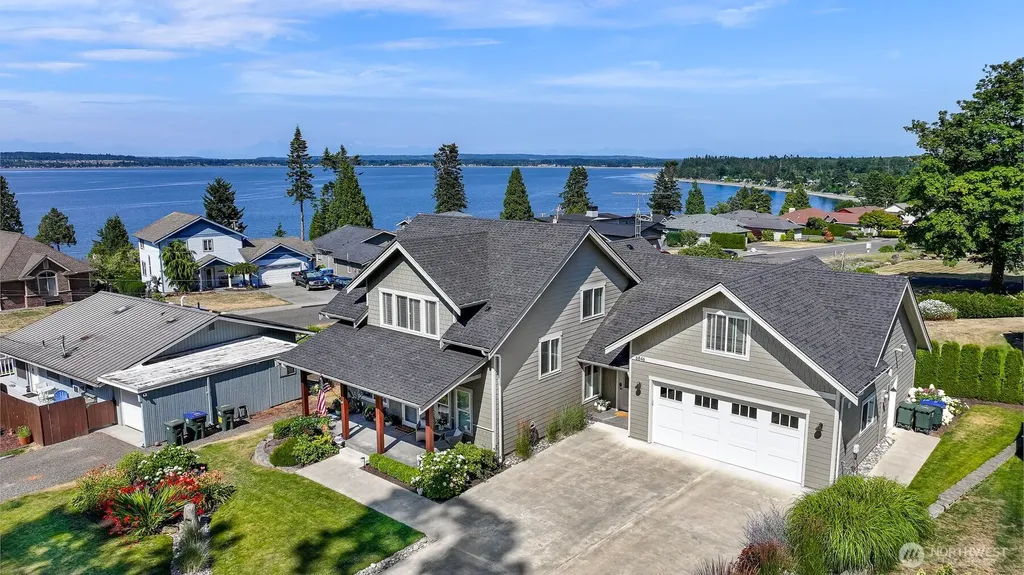 6846 Holeman Avenue Blaine WA 98230