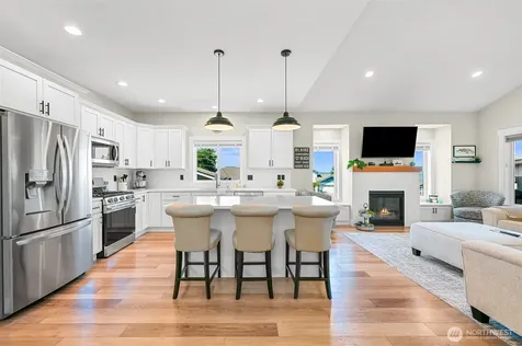 6846 Holeman Avenue Blaine WA 98230