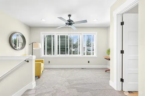 6846 Holeman Avenue Blaine WA 98230